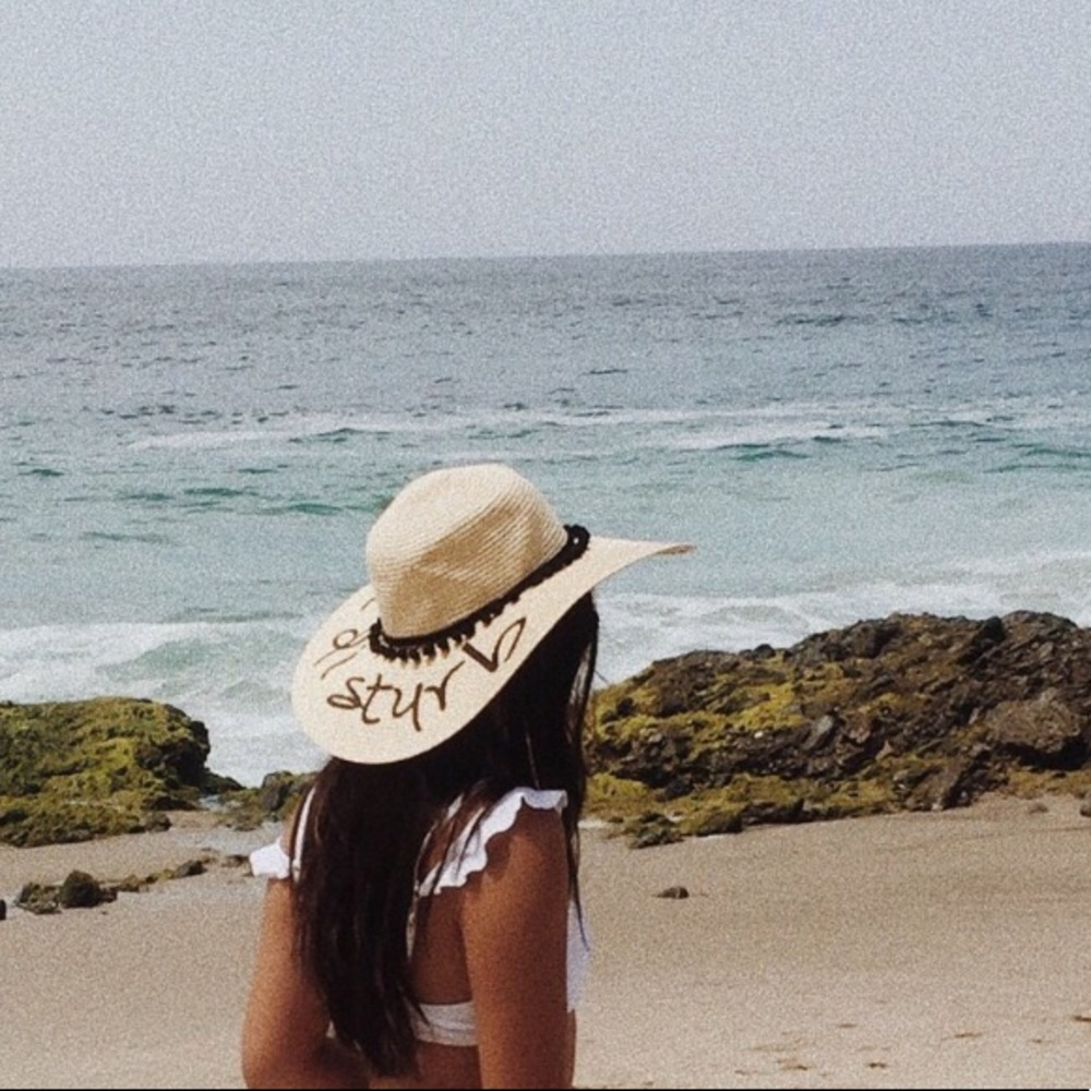 straw embroidered floppy hat